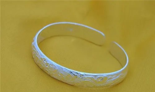 银婚送什么礼物好 银婚纪念礼品选购技巧