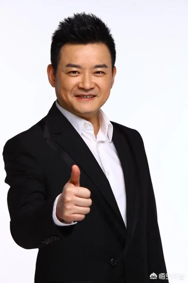 随着央视一批老面孔的消失，请问帅小伙子李佳明又去了哪里？