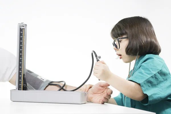 广州军区总医院妇产科罗敏医生：补血要对因