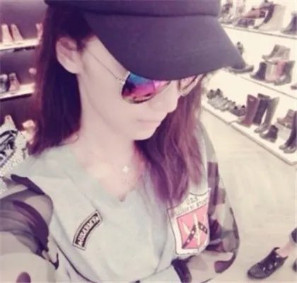 李念的妹妹叫什么名字？ 双胞胎妹妹首次被公开