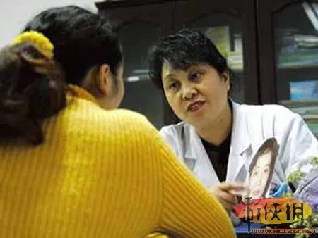 女子隆胸失败跳楼 盘点那些整容成痴的奇葩们