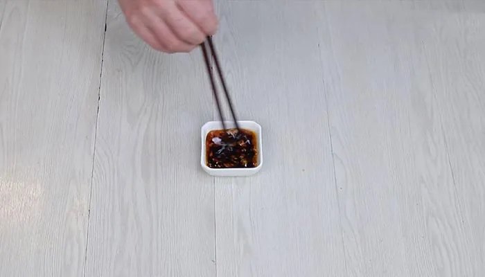 松花蛋拌豆腐的做法 松花蛋拌豆腐怎么做