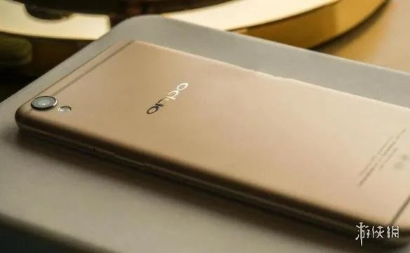 OPPOR15卖多少钱 OPPOR15价格价位一览