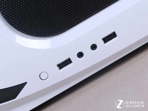 大空间强兼容性 航嘉暗夜猎手3机箱评测