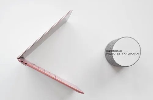 全球最小13吋笔记本MateBook X到底多小