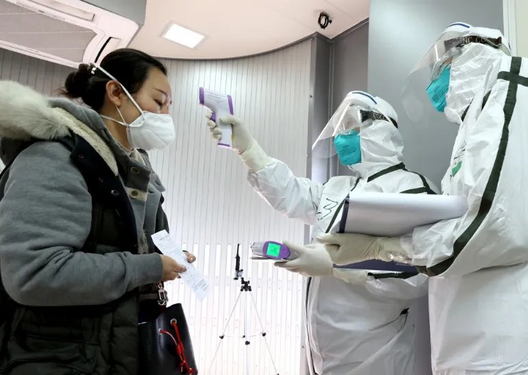 31省区市新增确诊18例均为境外输入，防疫的重点应该放在哪里？