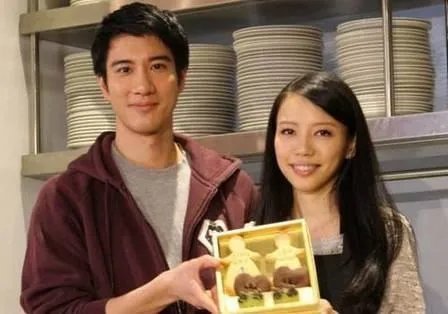 王力宏结婚六年为什么一直不晒自己老婆照片？