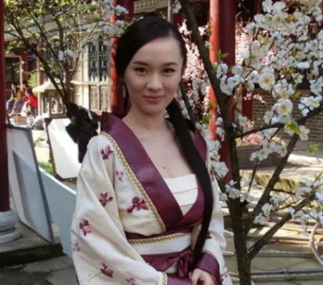 霍思燕苏妲己图片曝光 突破尺度一人分饰两角