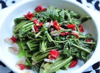 香椿怎么做好吃呢？