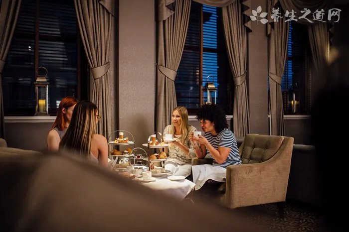 宝宝脸上有红点是怎么回事