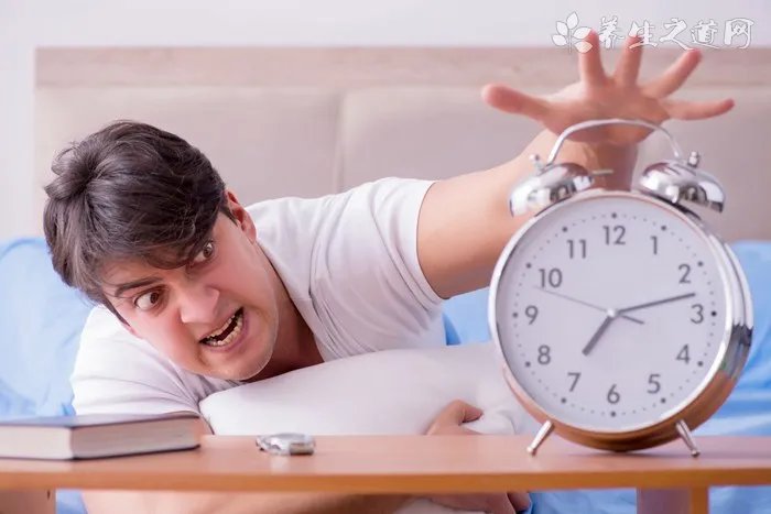 教程：八门神器出现一打开就闪退怎么解决