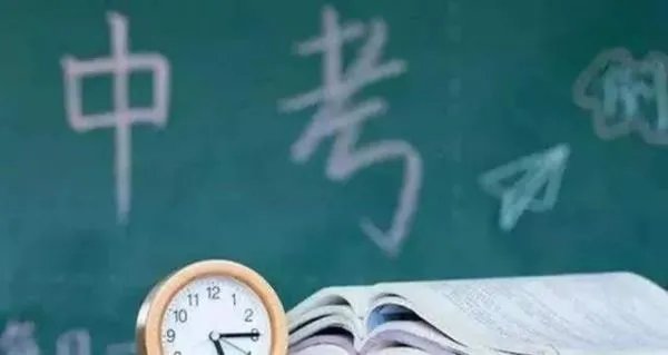 现在初三还能复读吗？