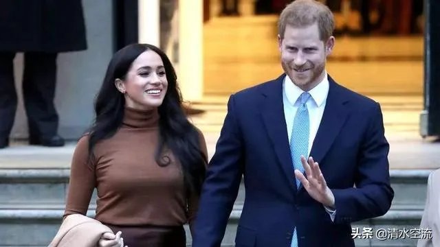 哈里王子夫妇退出王室是放弃王位继承权吗？还享受王室待遇吗？