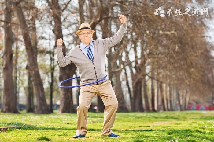 请问使用噻托溴铵粉吸入剂思力华会产生什么副作用？