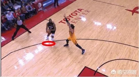哈登的后撤步到底有没有走步？