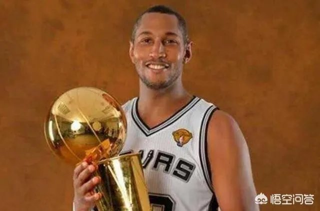 马刺旧将迪奥加入法国海军，他是就此退役了吗？