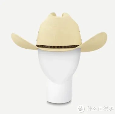 LV万元草帽火了，听说戴上能有插秧技能？
