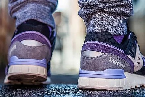 跑步鞋哪个牌子比较好