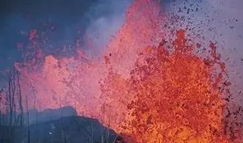 钻石为什么在钻石坑里？