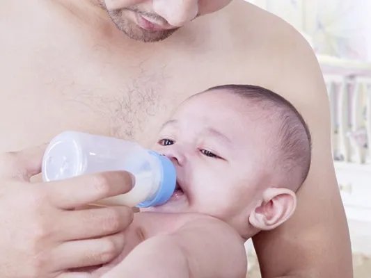 新生儿用爱得利奶瓶和好孩子奶瓶哪个比较好？