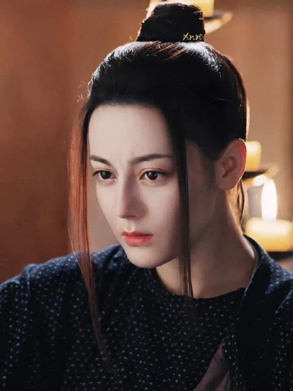 本以为四个字名字够长，当得知迪丽热巴全名后，雷佳音彻底懵了，怎么回事？