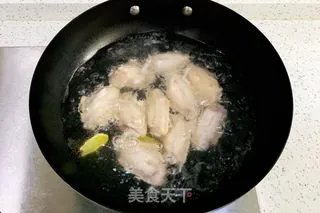盐焗鸡翅