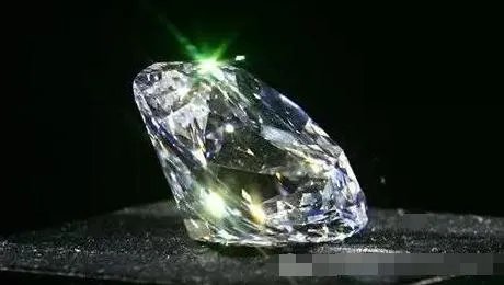 钻石为什么在钻石坑里？