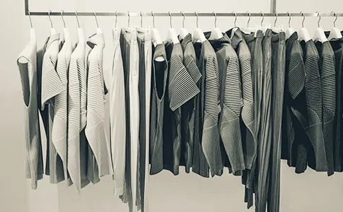 夏天穿的衣服的英文单词有哪些