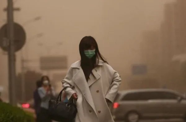 蒙古国的极端天气已致10人死亡，沙尘暴究竟是为何出现的？