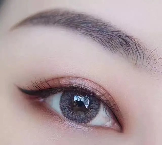 张杰获奖谢谢很辛苦的娜娜，隔空秀恩爱，他们的爱情你羡慕吗？