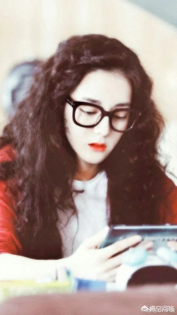 迪丽热巴有哪些经典的图片？