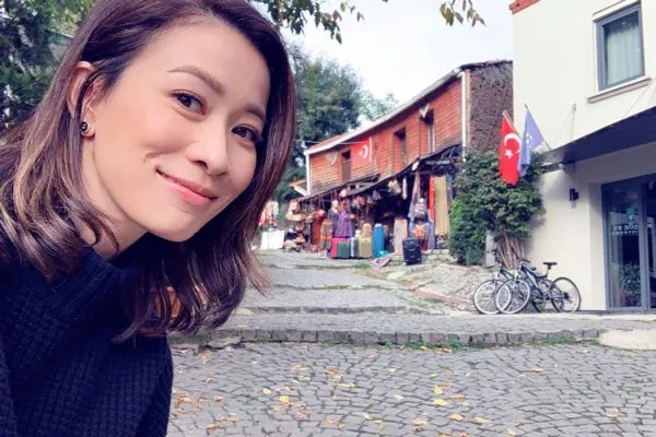 佘诗曼微博发布与黎姿同框照，二人有过哪些经典的合作作品？