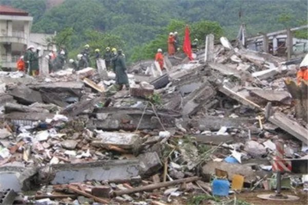 沈阳爆炸地点曾发生两起爆炸，此前事故发生的原因是什么？