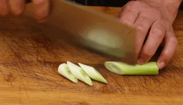 鱿鱼圈的做法 白灼鱿鱼的做法