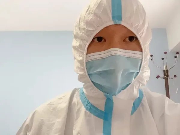 误入武汉大连小伙回应再遇疫情，他的命运为何如此坎坷？