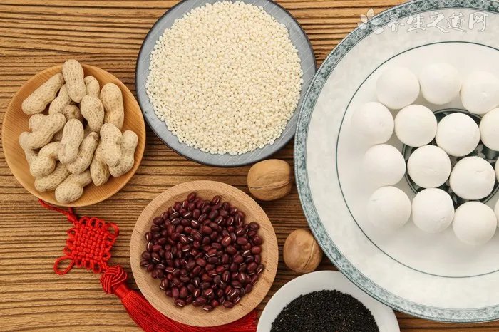 老人吃什么食品好