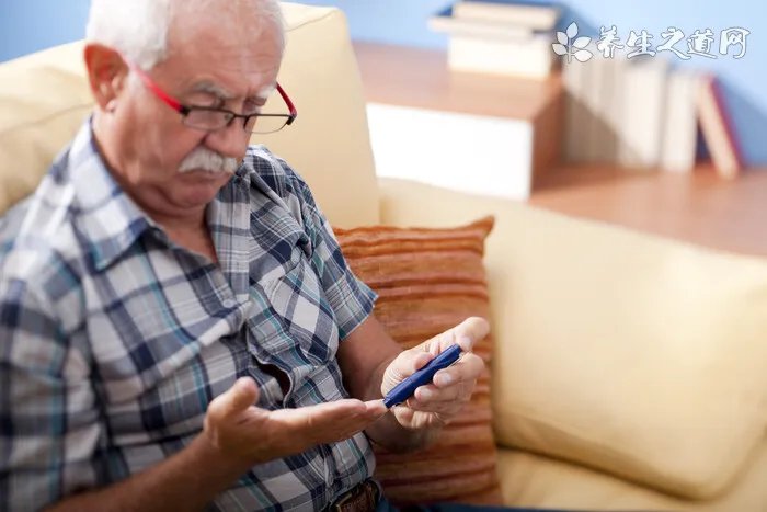 2021年8月26日五行穿衣配色 今日幸运颜色讲究