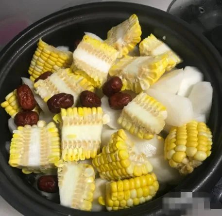 牛肉炖汤怎么做好吃，牛肉炖汤的吃法