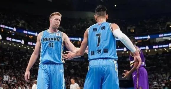 林书豪为什么会告别北京首钢？