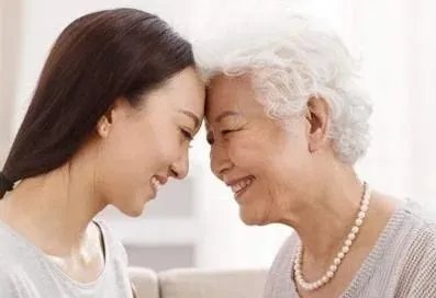 丈夫去世婆婆独吞百万赔款获刑，这起案件有哪些信息值得关注？