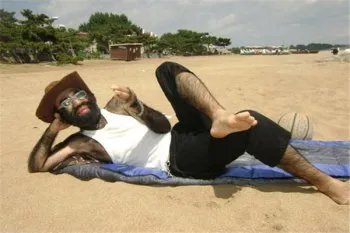 世界上汗毛最长的人是谁 世界上毛最多的人是谁