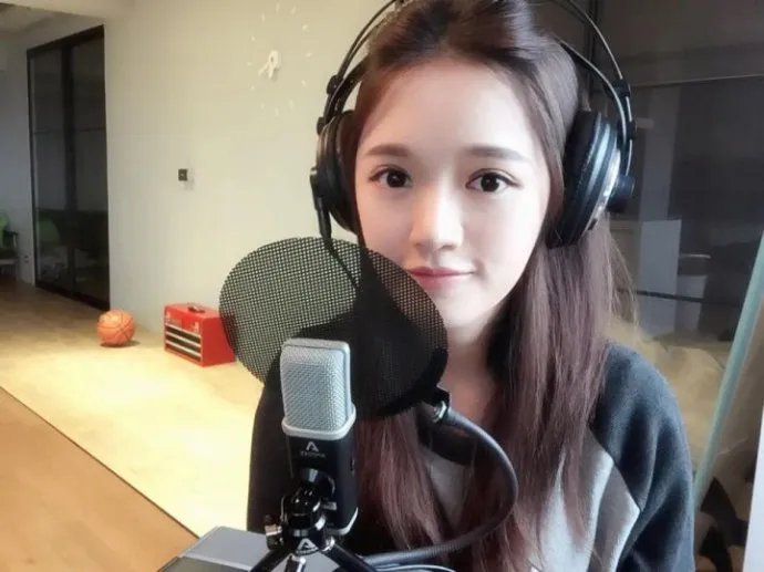 林妍柔的胸是多大的 林妍柔的老公是谁