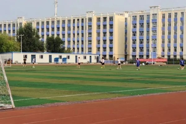 白城师范学院好吗