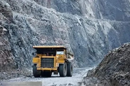 钻石为什么在钻石坑里？