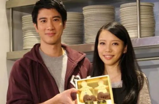 王力宏结婚六年为什么一直不晒自己老婆照片？