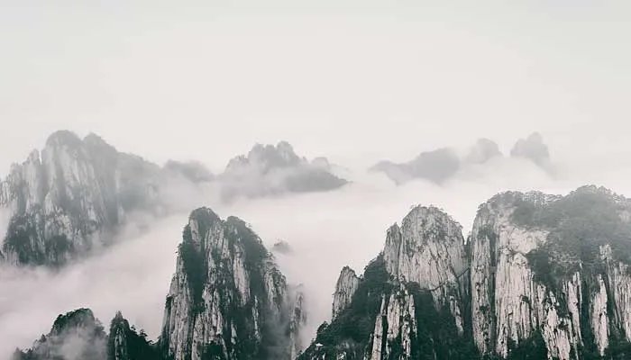 三座大山指的是什么 新时代三座大山指的是什么