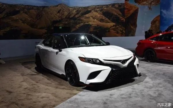 凯美瑞2020款报价及图片