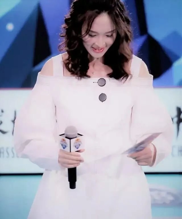 惠若琪婚纱照正式曝光,男友除了是医生以外还是一名