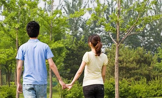 朋友圈骂好友被罚道歉10天！惩罚会不会有点过？