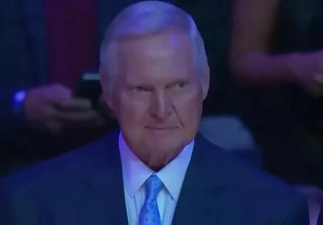 科比球衣退役,各位有什么想说的吗?